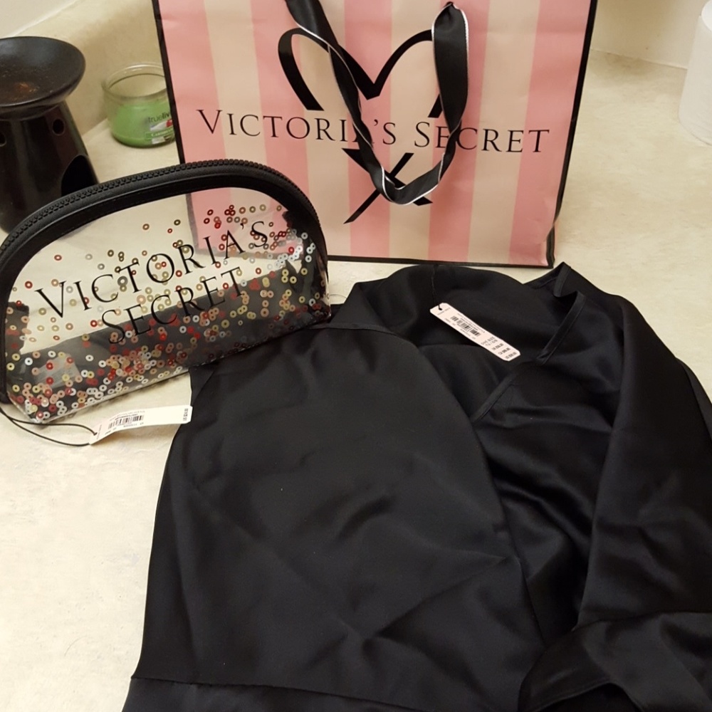 VS silk robe- One size